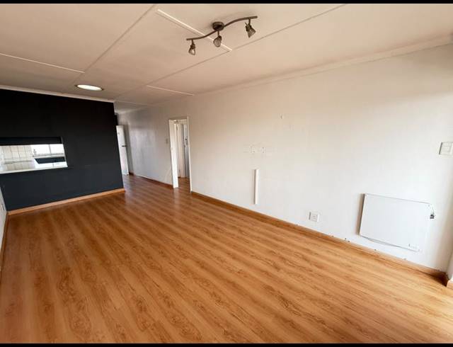 2 BEDROOM APARTMENT FOR SALE IN MALVERN